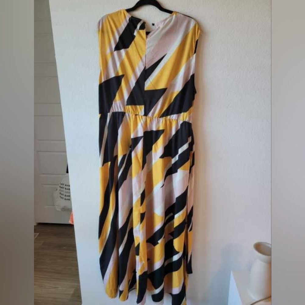SHEIN Yellow, Black & Cream Striped Sleeveless Maxi Dress - Picture 2 of 5
